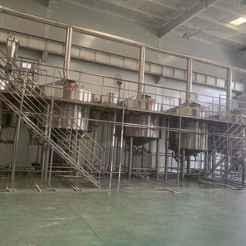 方城精酿啤酒设备厂—平面布置、设备设计、制造、调试、培训等一条龙服务_COPY